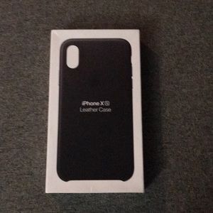 (NWT!!) iPhone Xs Black Leather Case